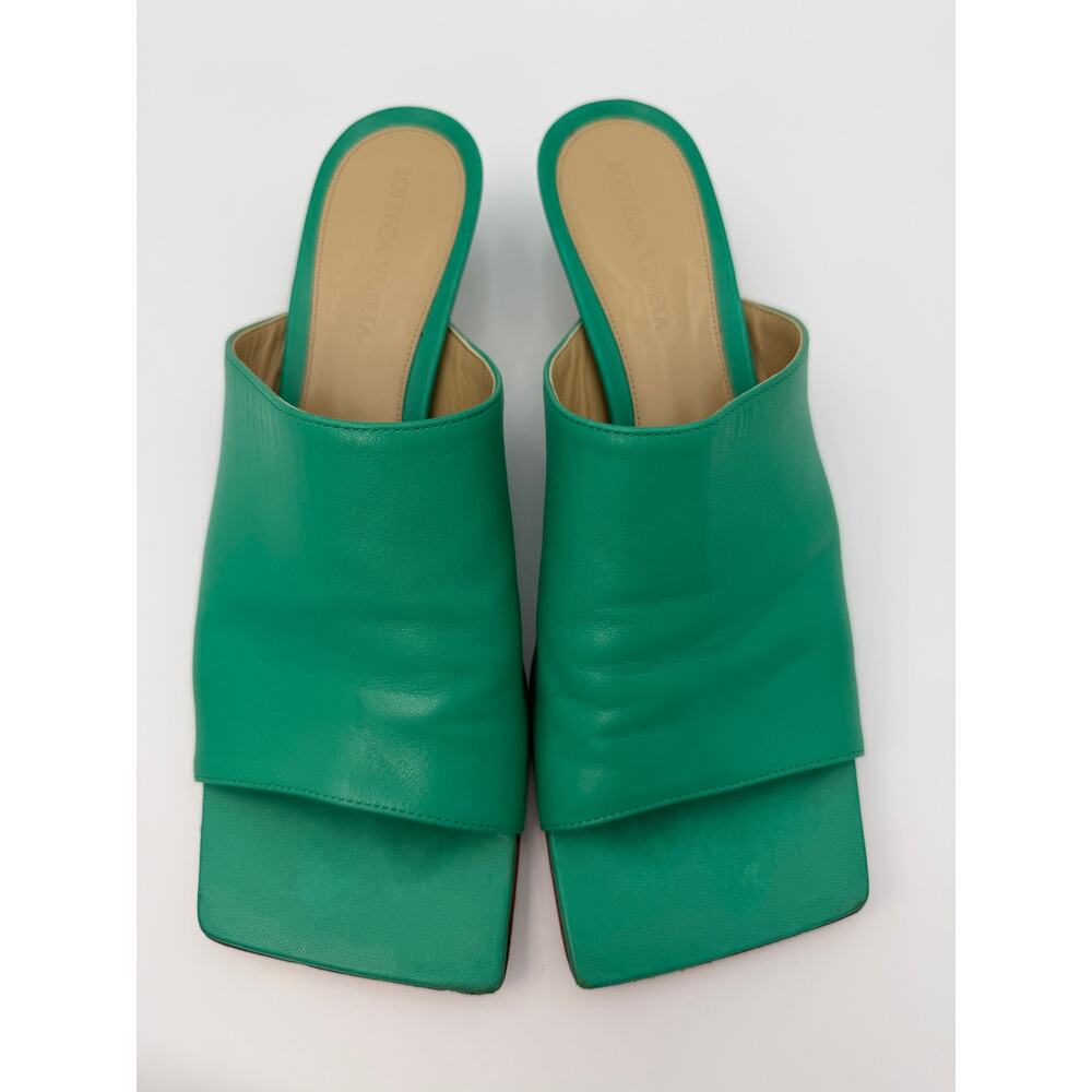 Bottega Veneta Stretch Mules Green Leather Size 37.5 / 7.5 Kitten Heel - Picture 2 of 16